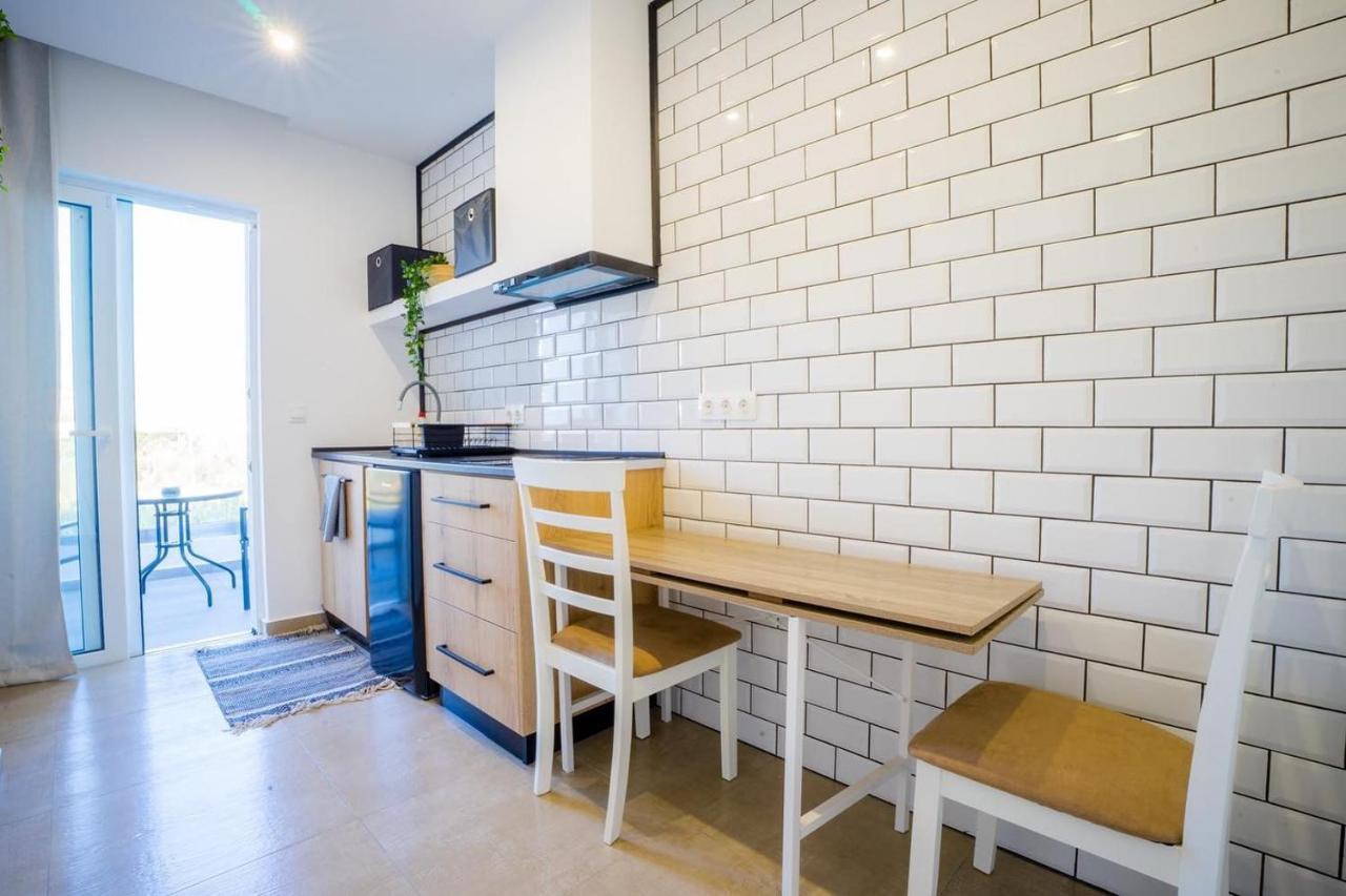 Mousikorama Apartments Faliraki Bagian luar foto